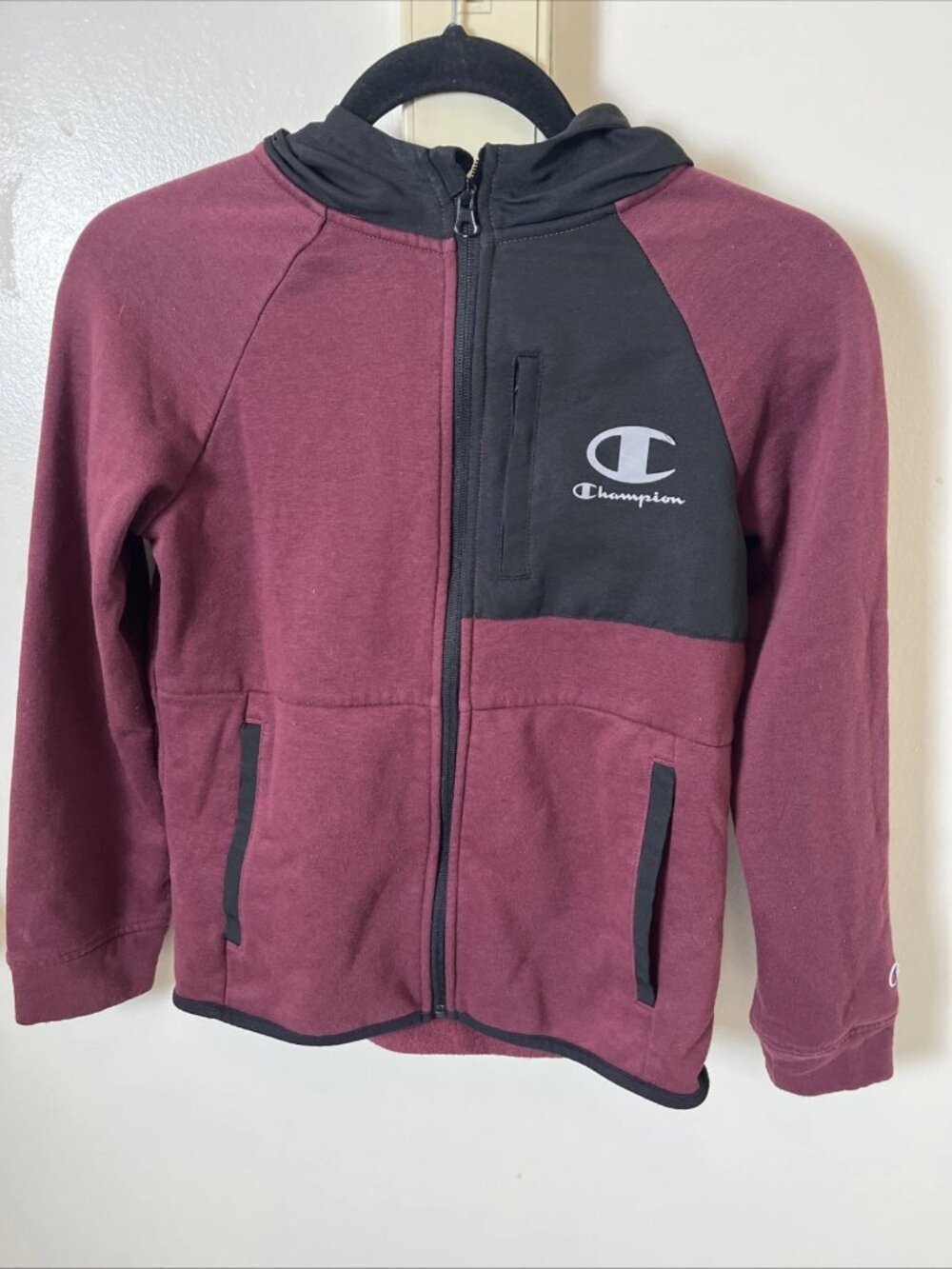 Champion Boys 10/12 Maroon Black Colorblock Full-Zip Hoodie